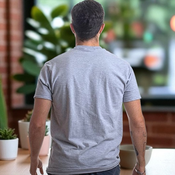 Ann Arbor T-shirt Co. I Paused My Game to Be Here Video Game Joke Phrase T-Shirt - Picture 7 of 16